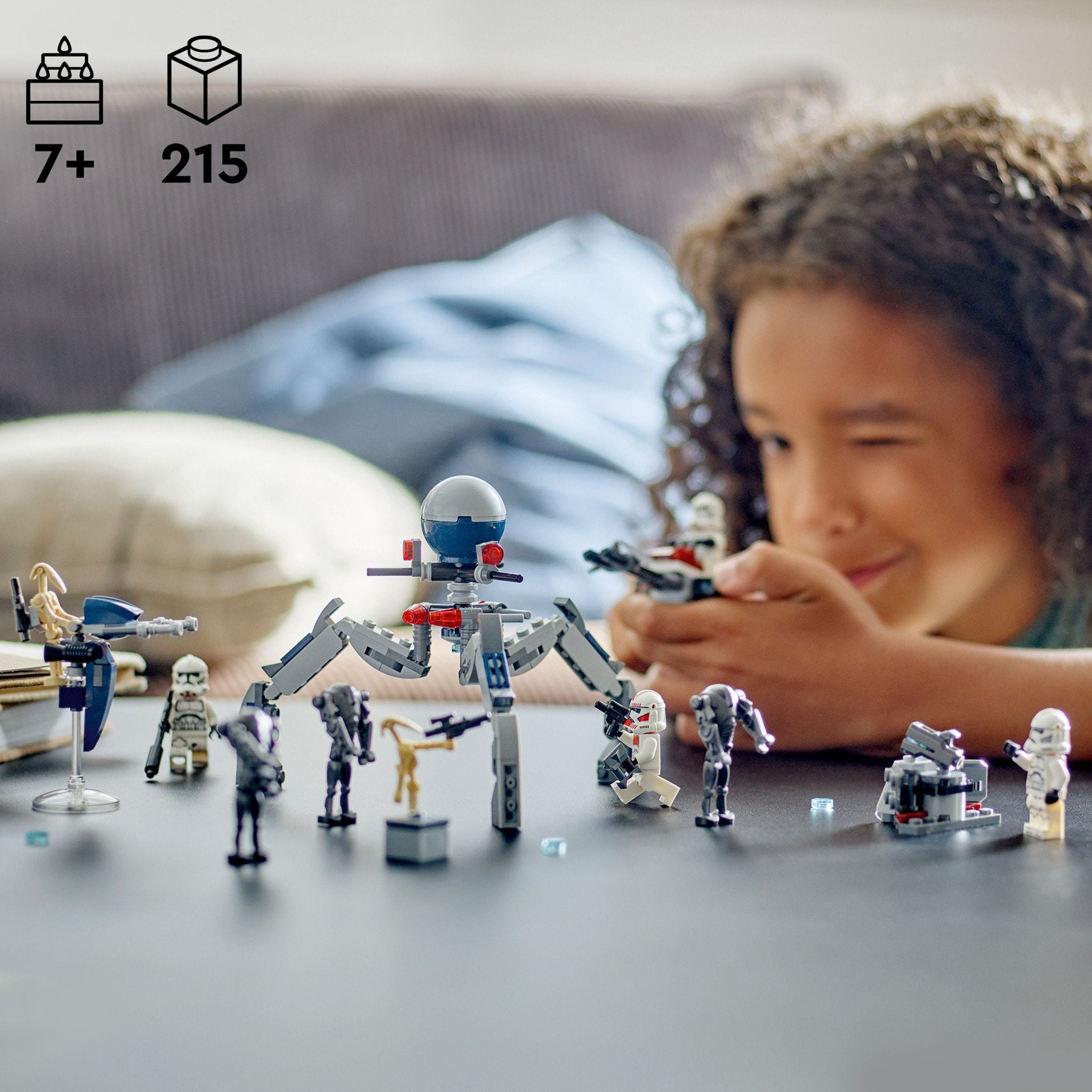 LEGO® Star WarsTM Clone TrooperTM & Battle DroidTM Battle Pack 75372 - Image 5