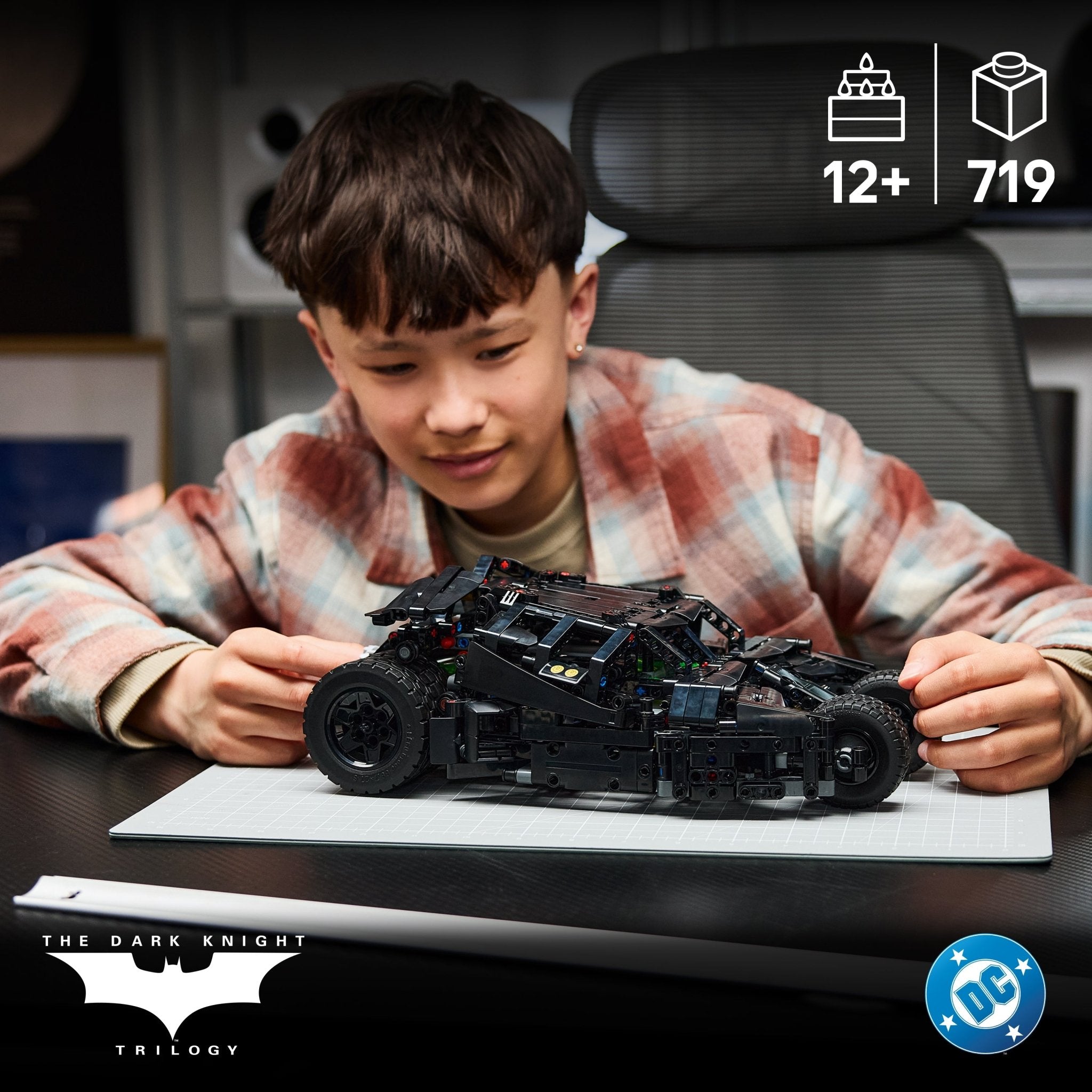 LEGO® Technic Batmobile Tumbler Building Toy 42239 - Image 4