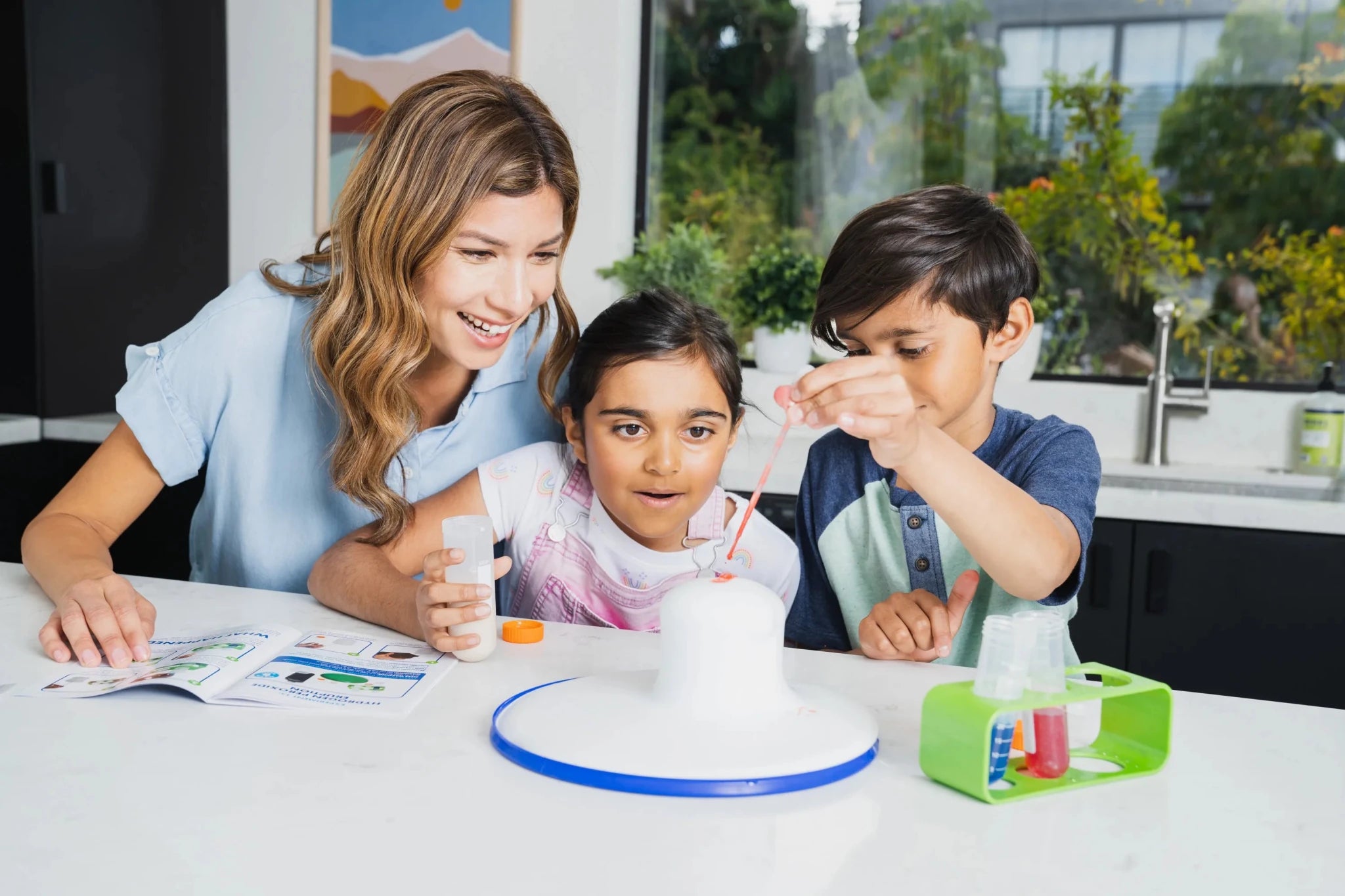 Educational Insights GeoSafari® Jr. My First Science Kit - Image 3