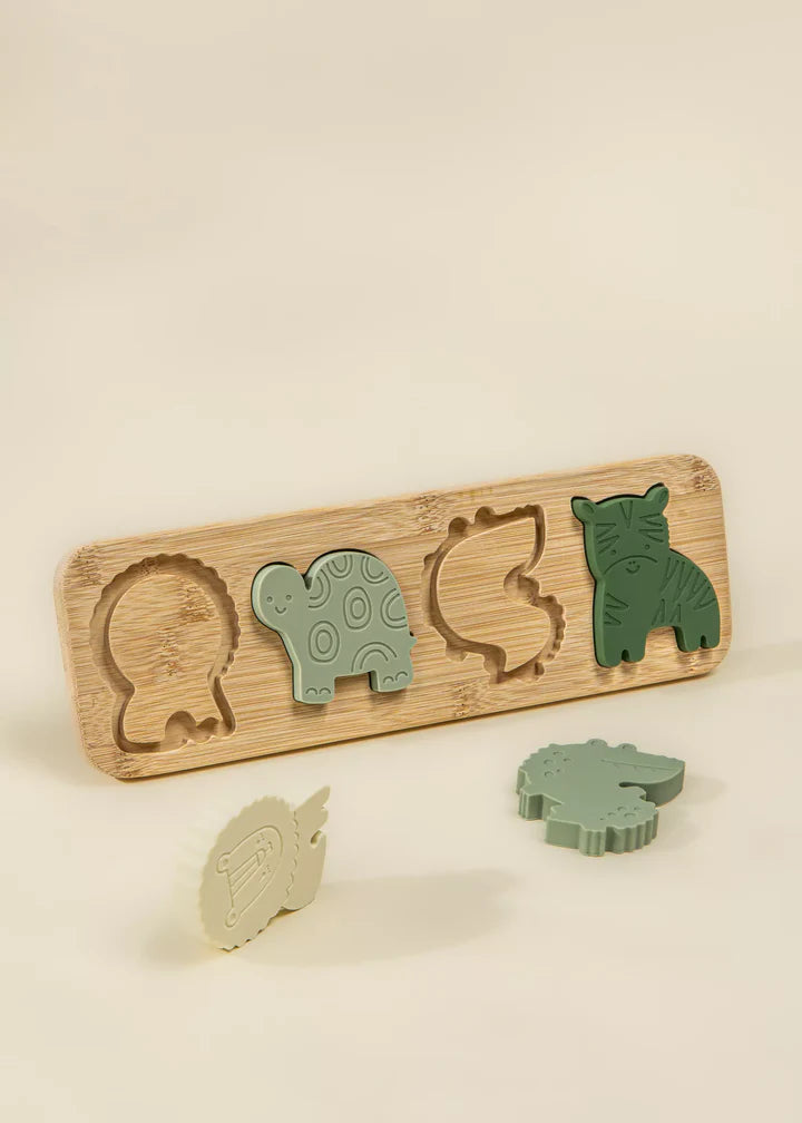 Coco Village Silicone Puzzle on Wooden Plate - Savana
