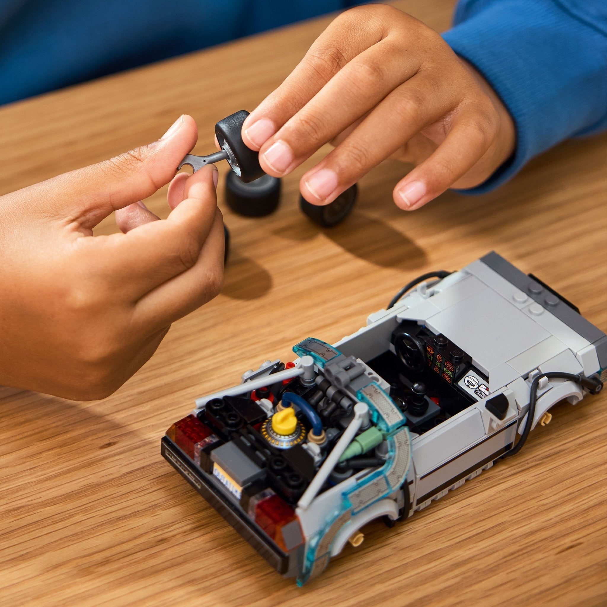 LEGO® Speed Champions LEGO® Time Machine from Back to the Future 77256 - Image 3